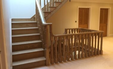 What is the Height of a Handrail on a UK Staircase?