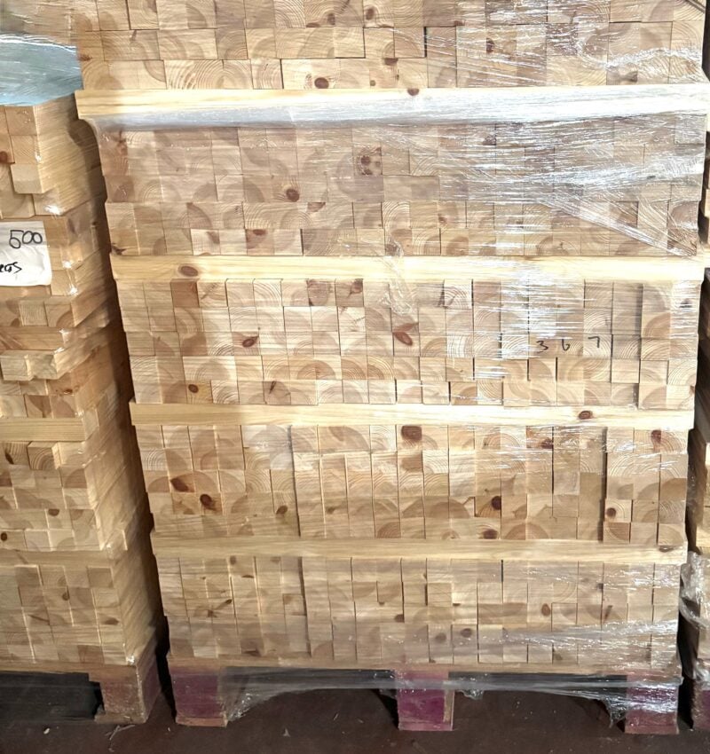 CLEARANCE - JOB LOT OF FACTORY REJECTS - Pine Spindles 41mm x 900mm Various Condition and Various Pallet Sizes Available.