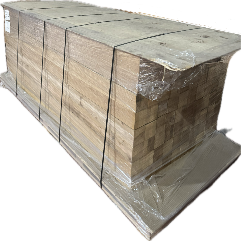 CLEARANCE - JOB LOT AT COST PRICE - 3 Part Solid Oak Plain Square Newel Post 90mm x 90mm x 2100mm. Pallet Of 76