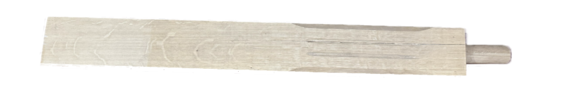 CLEARANCE - Oak Embleton Newel NT416 Peg. 115mm. Small Split in Timber